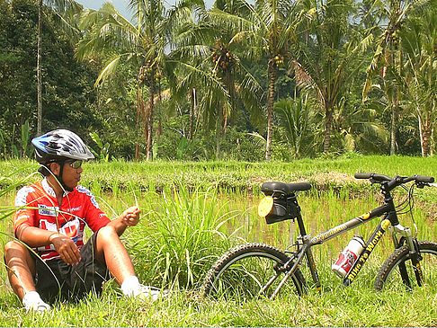  Foto Attraktion  von Bali Die Landschaft Balis mit dem Mountainbike erkunden